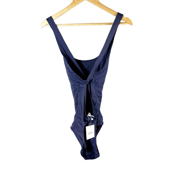 Andie The Tulum Navy One Piece Swimsuit Size Large
Tall Long - Picture 3 of 9